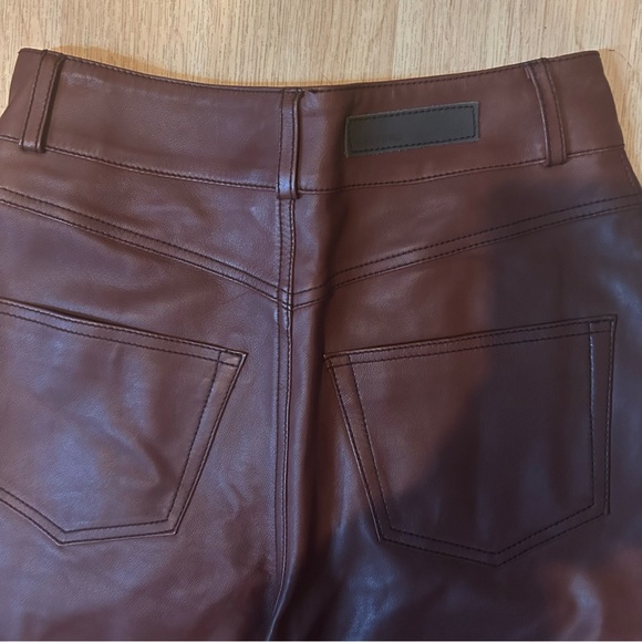 GRLFRND RHYE BARREL LEG LEATHER HIGH WASIT PANTS size 26 - Picture 4 of 4